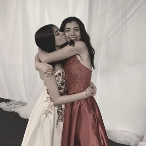 Meet your Posher, Rebekah